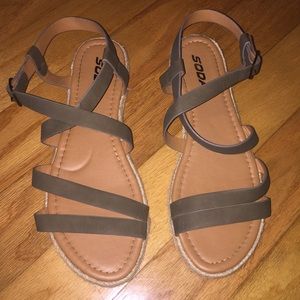 SODA || Olive Green Sandal